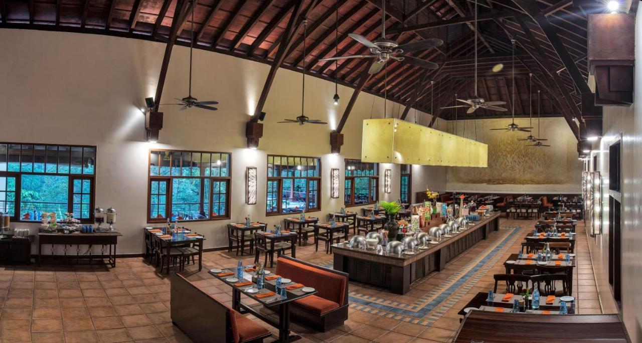 Club Mahindra Madikeri, Coorg Hotel Ngoại thất bức ảnh