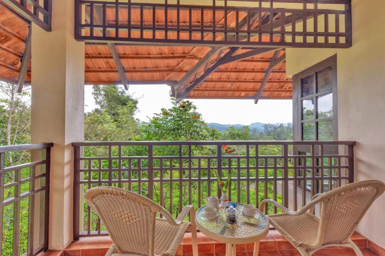 Club Mahindra Madikeri, Coorg Hotel Ngoại thất bức ảnh
